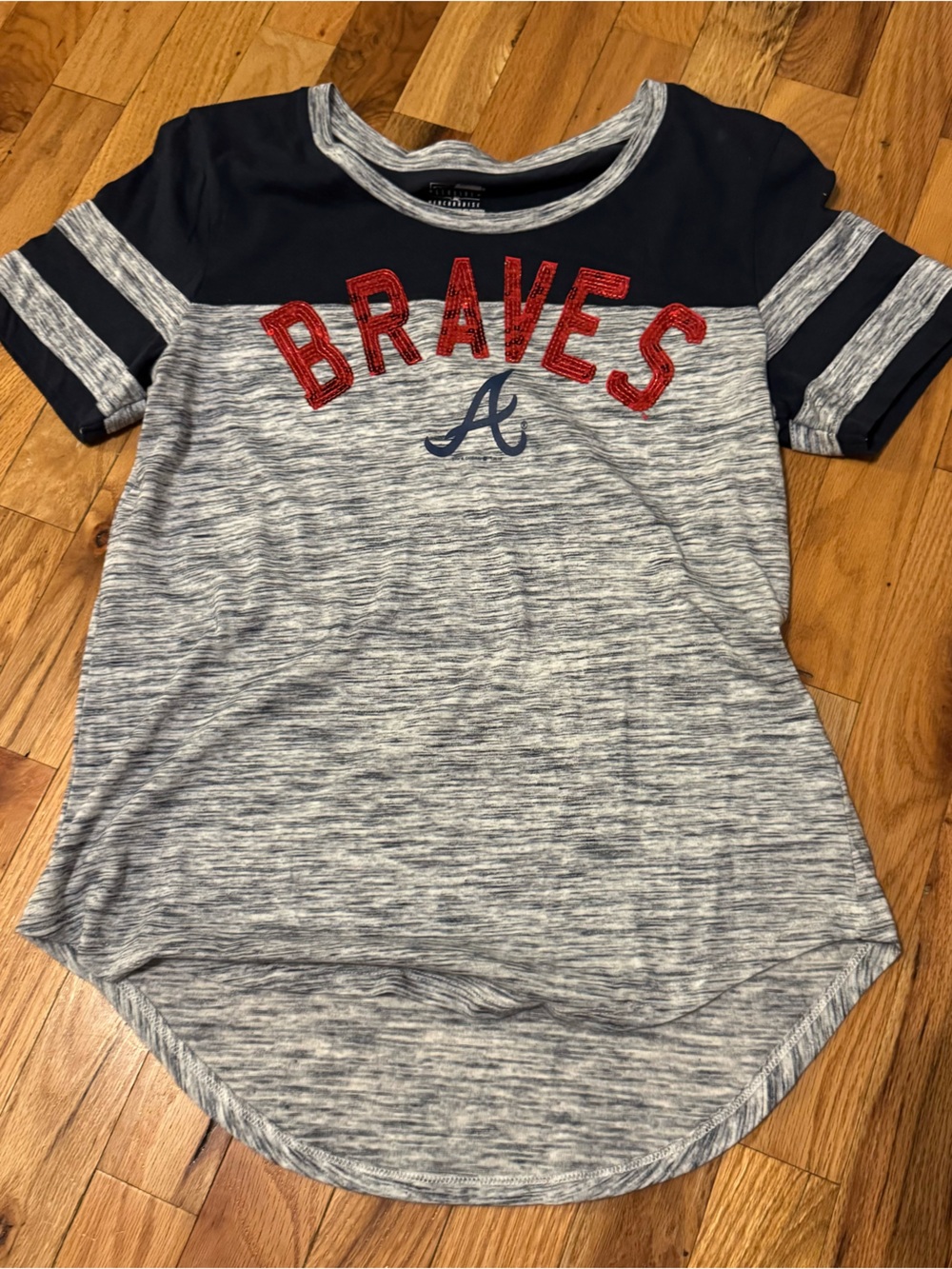 New Era Grey & Navy 'Braves' Short Sleeve Tee with Red Appliqué